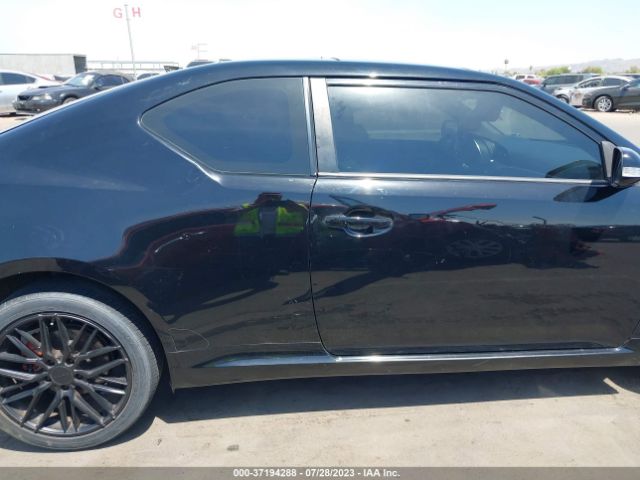 JTKJF5C72FJ011893 Scion TC