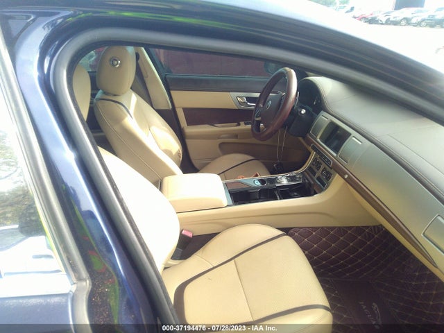 2014 JAGUAR XF V6 SC VIN: SAJWA0EX1E8U09714