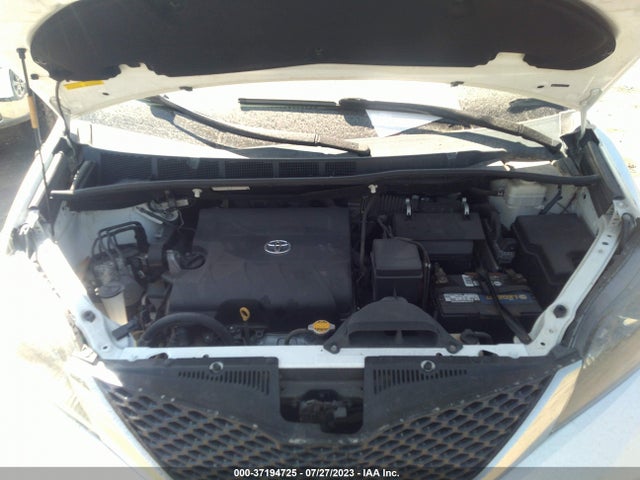 Toyota SIENNA SE 2014 5TDXK3DCXES463718 Image 15