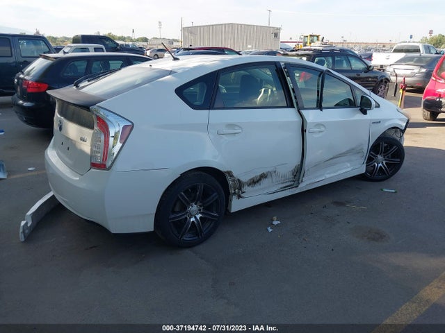 2012 TOYOTA PRIUS ONE/TWO/THREE/FOUR/FIVE VIN: JTDKN3DU7C5422069