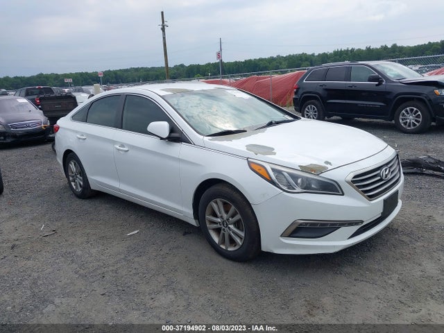 2015 HYUNDAI SONATA 2.4L SE VIN: 5NPE24AF5FH018547