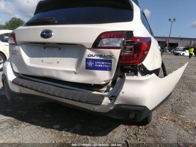 2018 SUBARU OUTBACK PREMIUM VIN: 4S4BSAHC6J3297424