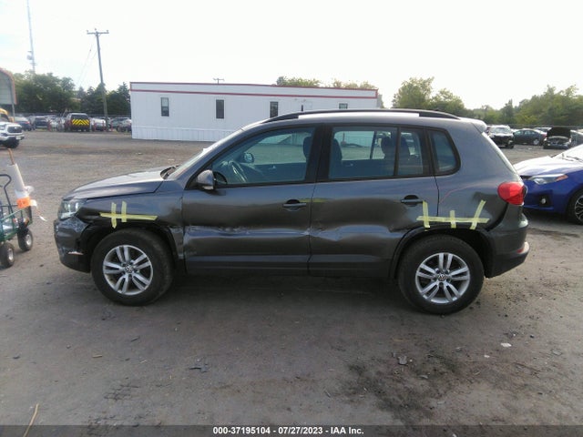 2015 VOLKSWAGEN TIGUAN S VIN: WVGAV7AX5FW597965