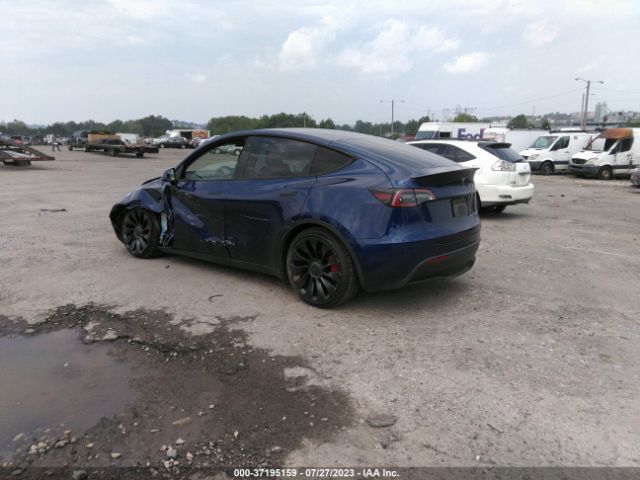 7SAYGDEF0NF372243 Tesla Model Y Performance