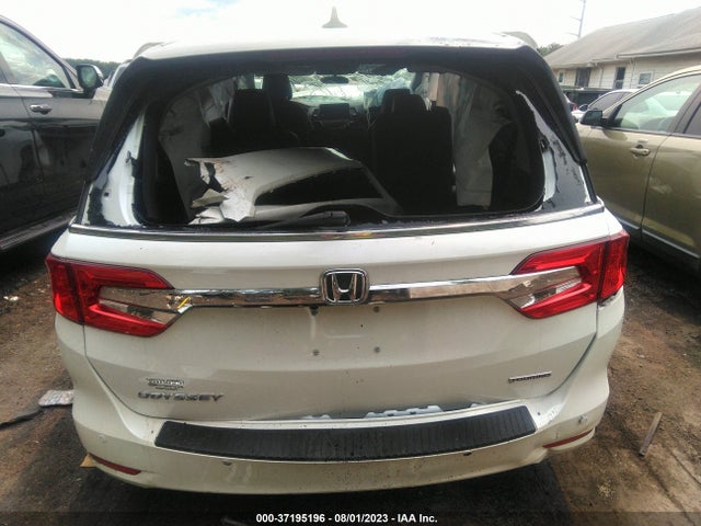 2018 HONDA ODYSSEY TOURING VIN: 5FNRL6H8XJB042951