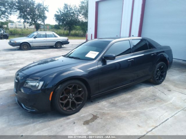 2C3CCABG9KH559585 Chrysler 300 300s