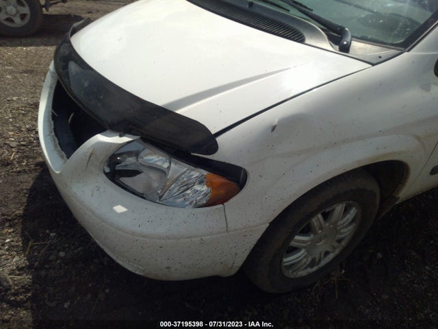 2005 CHRYSLER TOWN & COUNTRY VIN: 1C4GP45R45B361994
