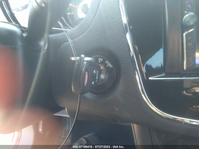 1C3CCBAB7EN122496 Chrysler 200 LX