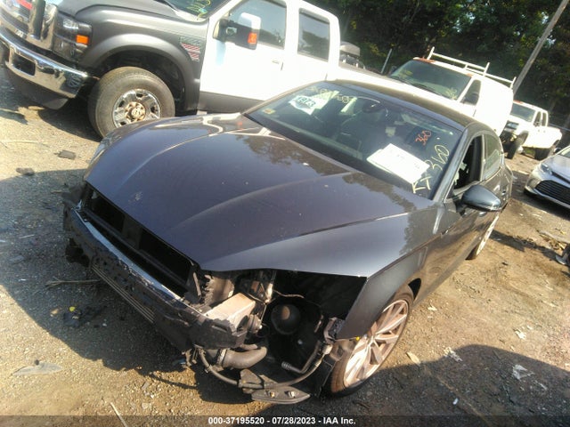 WAUANCF58JA022654 Audi A5 2.0t Premium