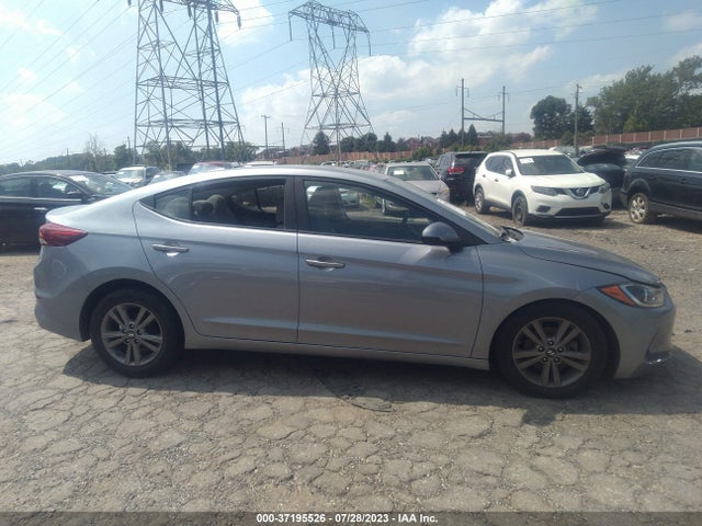 Hyundai ELANTRA SE 2017 5NPD84LF5HH130954 Image 12