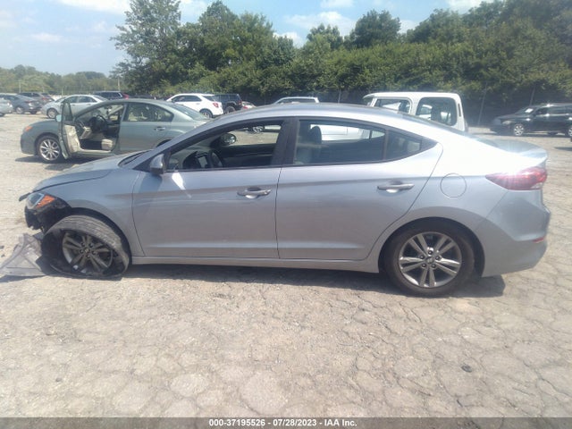 Hyundai ELANTRA SE 2017 5NPD84LF5HH130954 Image 13
