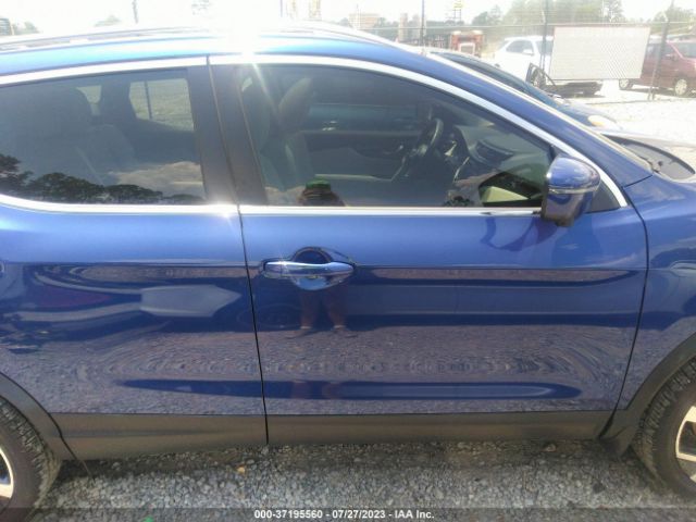 JN1BJ1CW6NW484680 Nissan Rogue Sport Sl