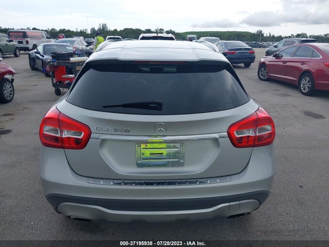 2018 MERCEDES-BENZ GLA GLA 250 VIN: WDCTG4EB8JJ420217