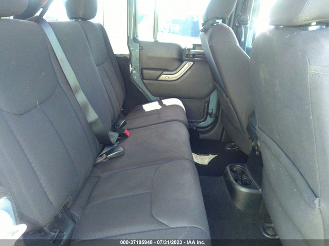 1C4BJWDG4FL619028 Jeep Wrangler Unlimited Sport