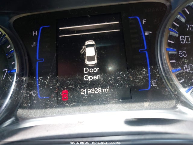 2015 CHRYSLER 200 LIMITED VIN: 1C3CCCABXFN586860