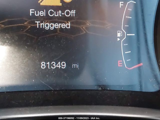 3C4NJDBB1KT674737 Jeep Compass Altitude