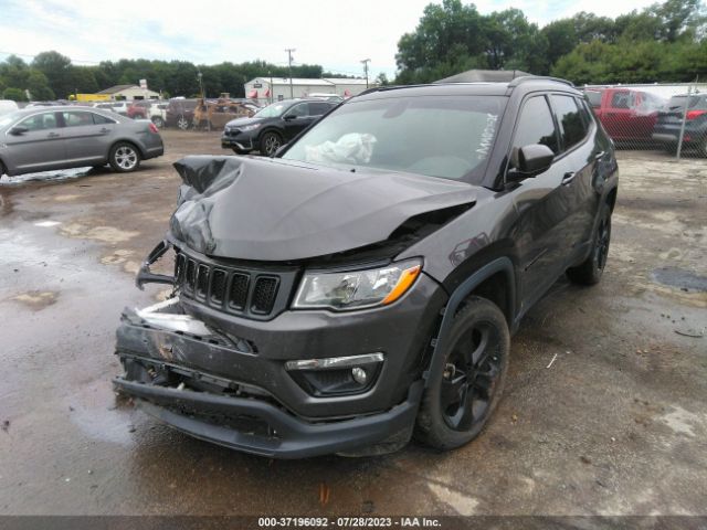 3C4NJDBB1KT674737 Jeep Compass Altitude