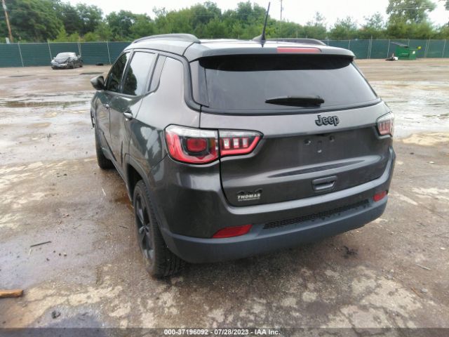 3C4NJDBB1KT674737 Jeep Compass Altitude