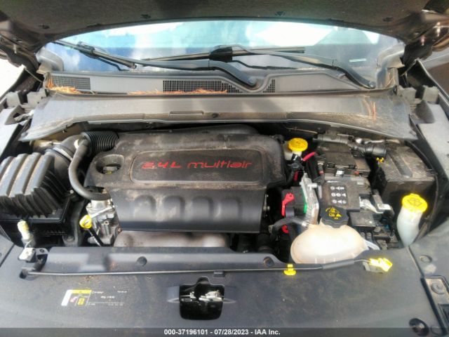 3C4NJDCB3JT176309 Jeep Compass Limited