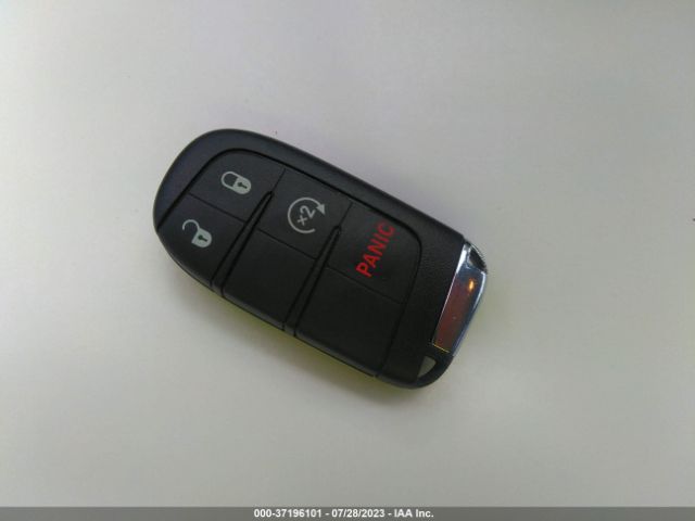 3C4NJDCB3JT176309 Jeep Compass Limited