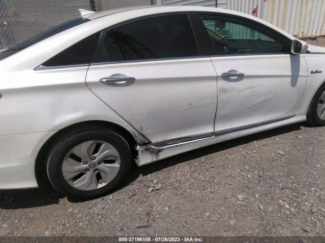 Hyundai SONATA HYBRID 2015 KMHEC4A44FA139567 Image 6