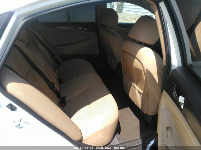 Hyundai SONATA HYBRID 2015 KMHEC4A44FA139567 Image 8