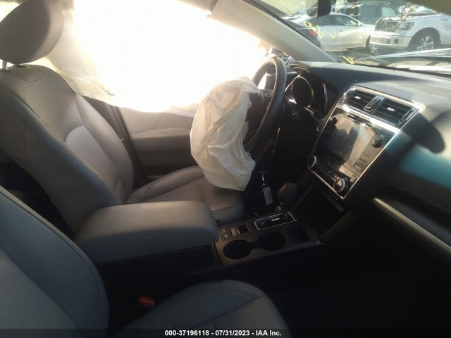 Subaru Outback 2.5i Limited 2018 4S4BSANC0J3258395 Image 5