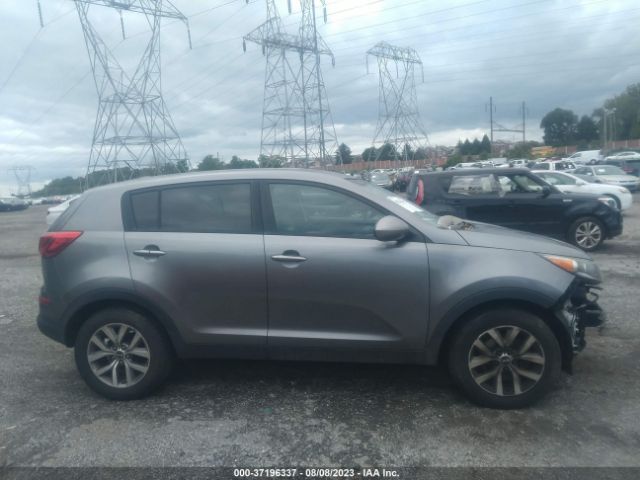 KNDPB3AC7F7699016 KIA Sportage Lx