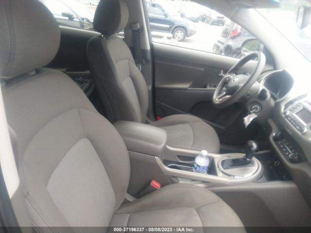 KNDPB3AC7F7699016 KIA Sportage Lx