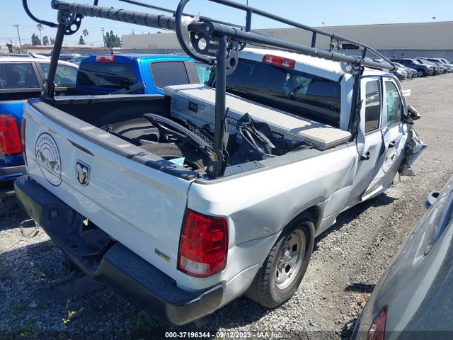 1C6RR6FG4JS279812 RAM 1500 Tradesman