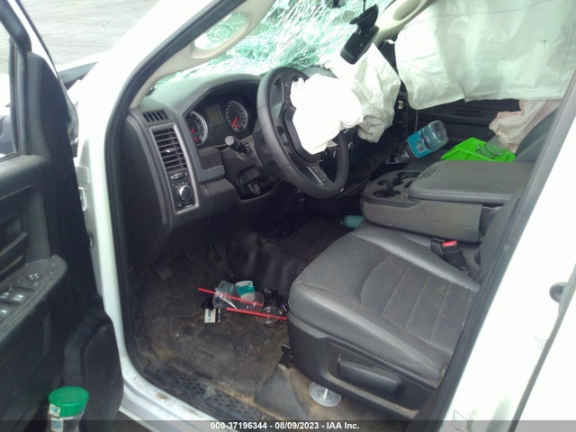 1C6RR6FG4JS279812 RAM 1500 Tradesman