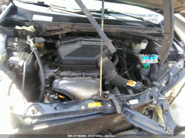 2004 TOYOTA RAV4 VIN: JTEHD20V240023201