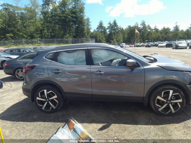JN1BJ1CWXNW496962 Nissan Rogue Sport Sl