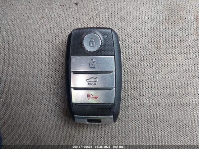 5XXGT4L15GG068336 KIA Optima Lx Turbo