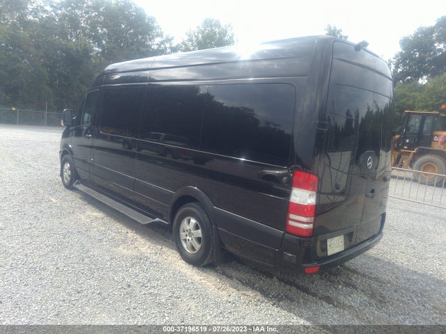 2010 MERCEDES-BENZ SPRINTER CARGO VANS VIN: WD3PE8CC5A5455140