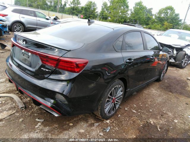 3KPF44AC3NE477213 KIA FORTE GT