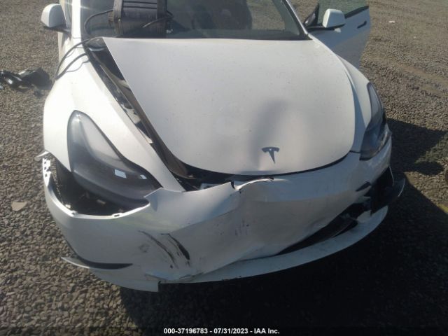 5YJ3E1EA2PF564931 Tesla MODEL 3