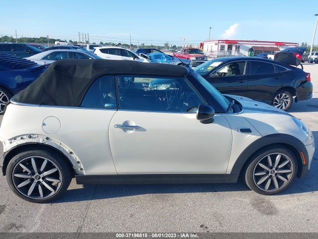 2017 Mini Roadster, VIN: WMWWG5C50H3C20047