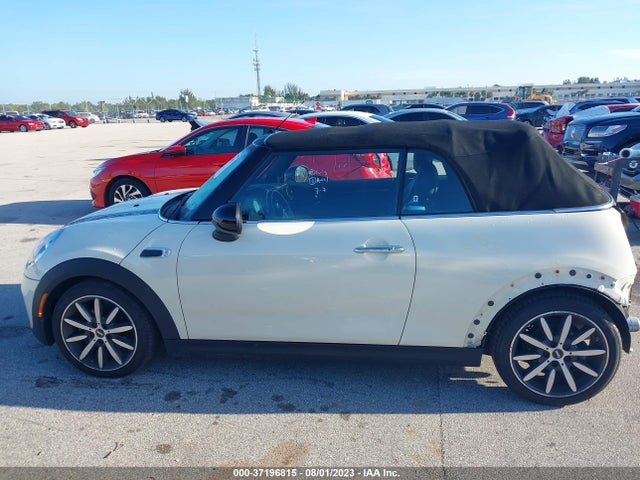 2017 Mini Roadster, VIN: WMWWG5C50H3C20047
