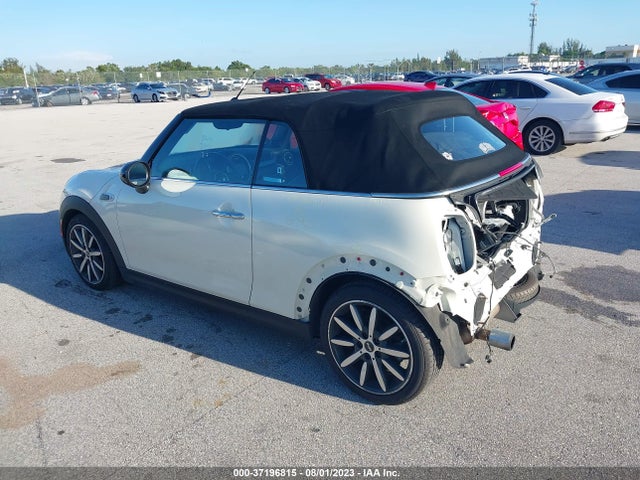 2017 Mini Roadster, VIN: WMWWG5C50H3C20047