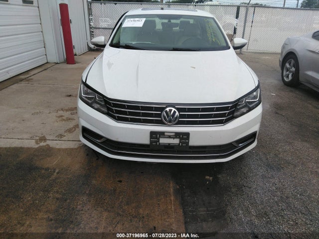 1VWBA7A36JC051071 Volkswagen Passat 2.0t Se
