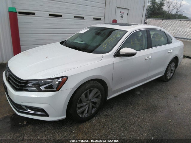 1VWBA7A36JC051071 Volkswagen Passat 2.0t Se