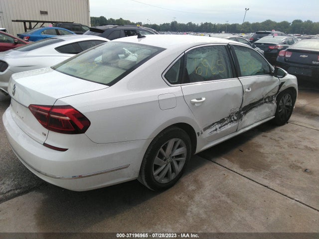 1VWBA7A36JC051071 Volkswagen Passat 2.0t Se