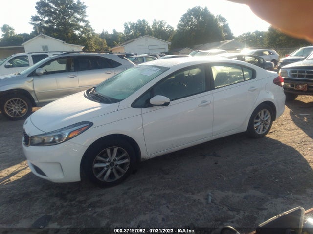 KIA FORTE S 2017 3KPFL4A77HE040891 Image 2
