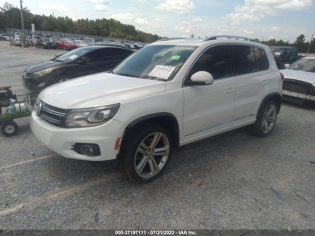 WVGAV3AX1EW038579 Volkswagen Tiguan R-line