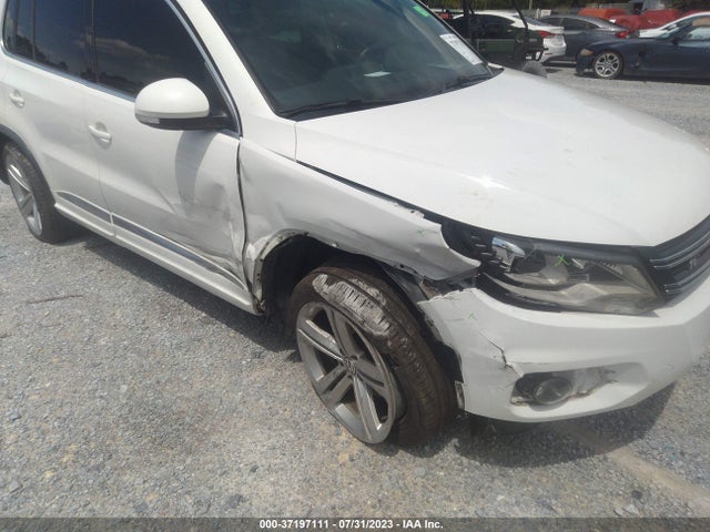 WVGAV3AX1EW038579 Volkswagen Tiguan R-line