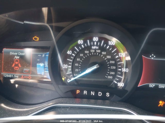 3FA6P0HD0FR176753 Ford FUSION SE