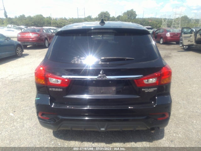 JA4AP3AU0JZ007783 Mitsubishi Outlander Sport 2.0