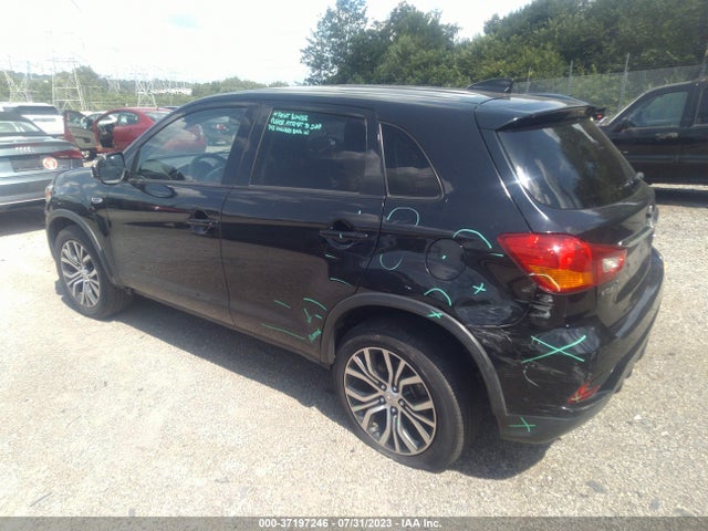 JA4AP3AU0JZ007783 Mitsubishi Outlander Sport 2.0