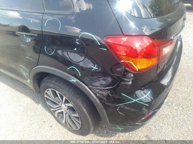 JA4AP3AU0JZ007783 Mitsubishi Outlander Sport 2.0
